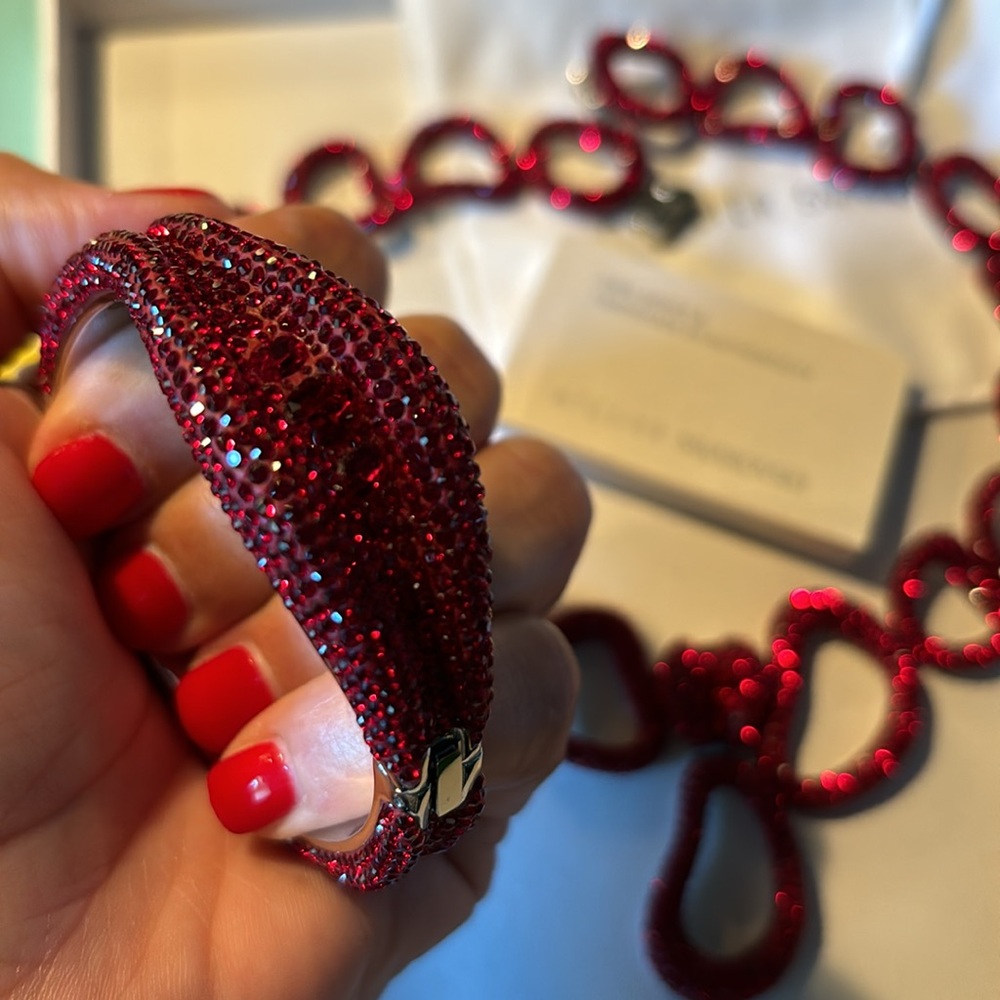 Authentic Atelier Swarovski Exclusive Red Set - Picture 5 of 17
